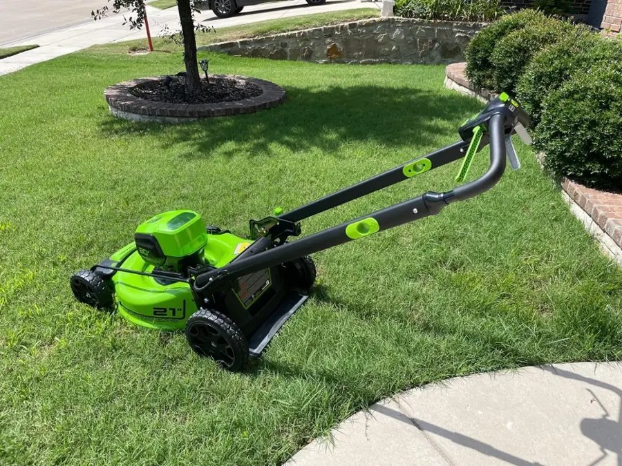 Greenworks 80V 21-Inch Self-Propelled Lawn Mower-53551 - Image 3