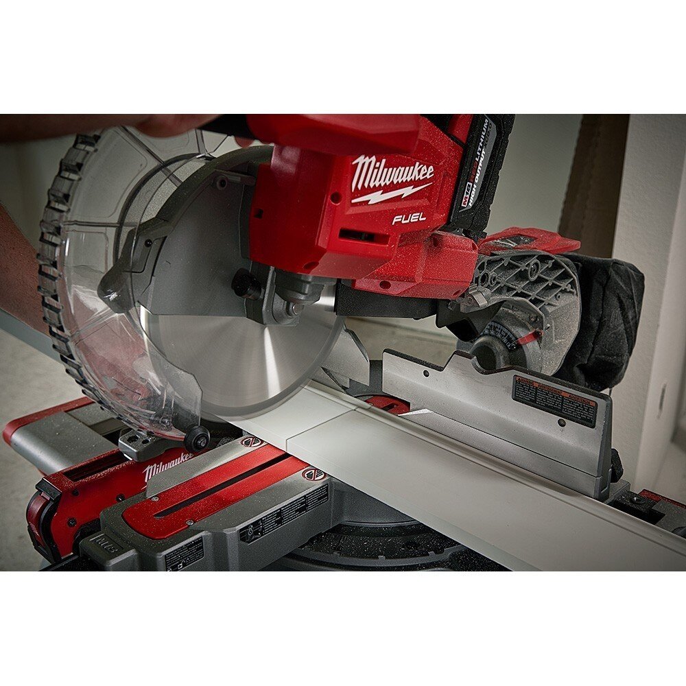 Milwaukee Dual-Bevel Sliding Compound Miter Saw M18 FUEL 2734-42334 - Image 3