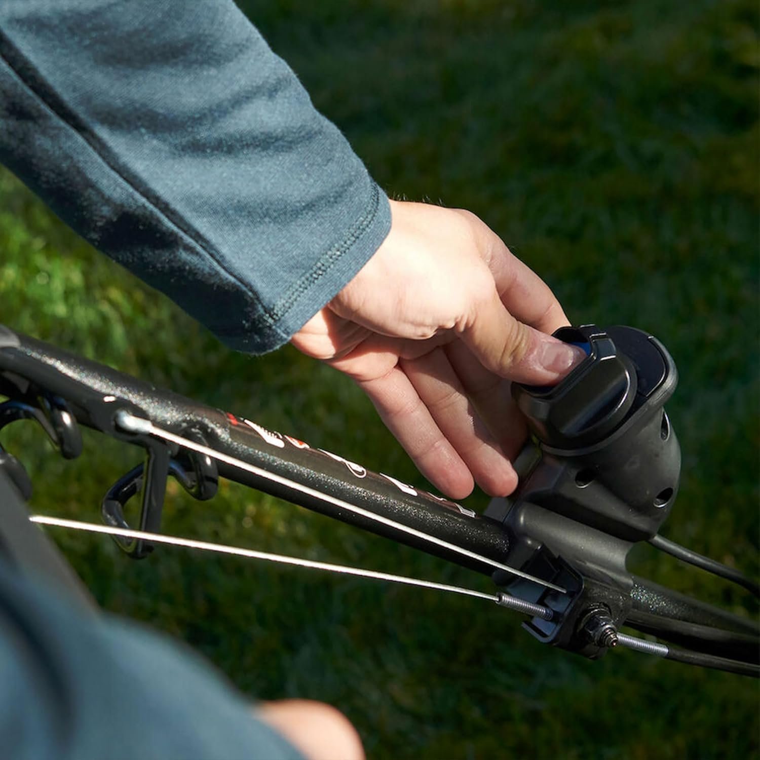 Toro Super Recycler 21″ 60V Battery Personal Pace Mower-77699 - Image 3