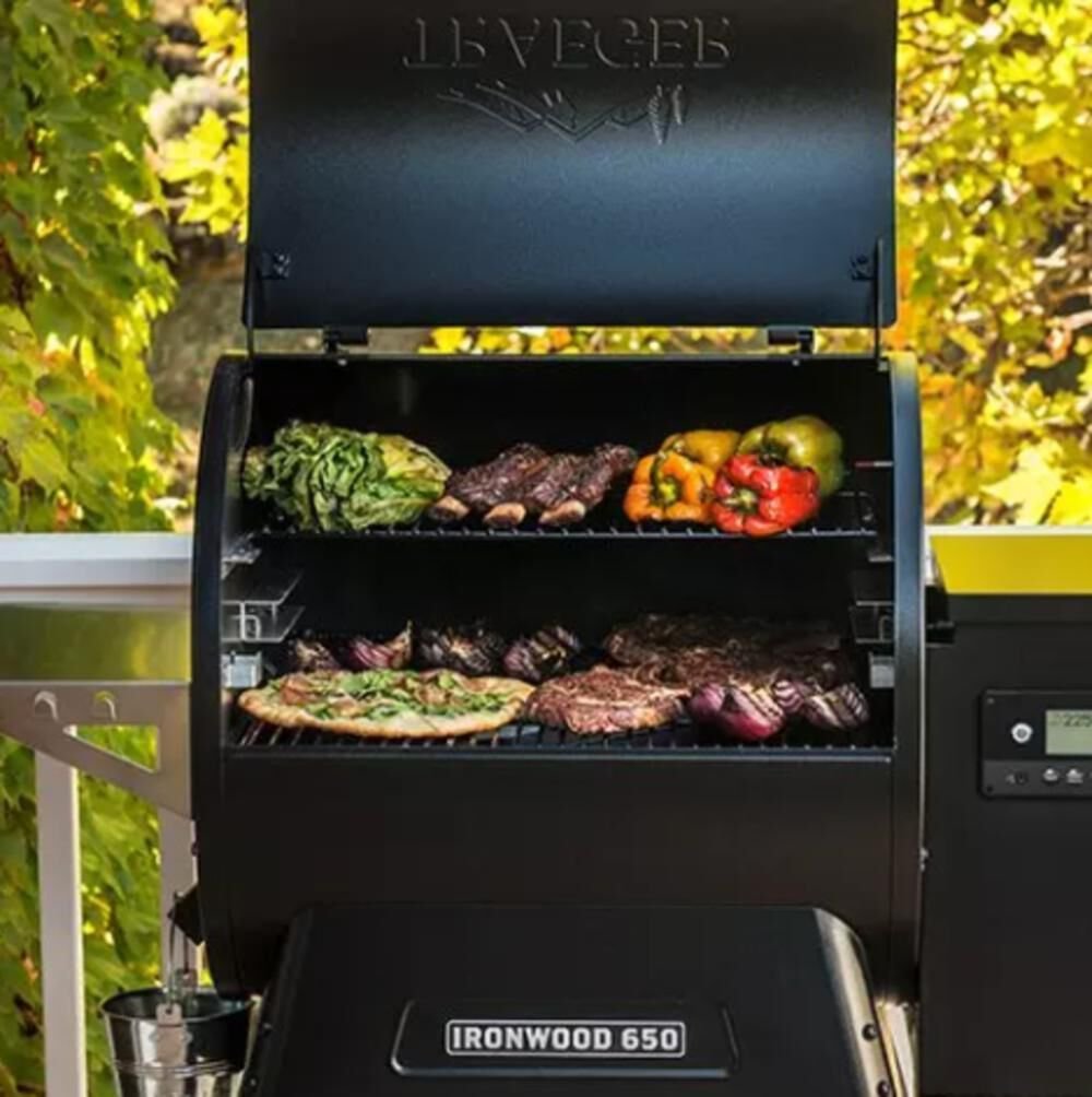 Traeger Ironwood 650 Pellet Grill-35335 - Image 3